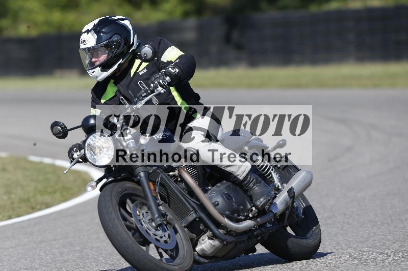 Archiv-2025/49 26.08.2025 Cornu Master School ADR/gruen-vert/53